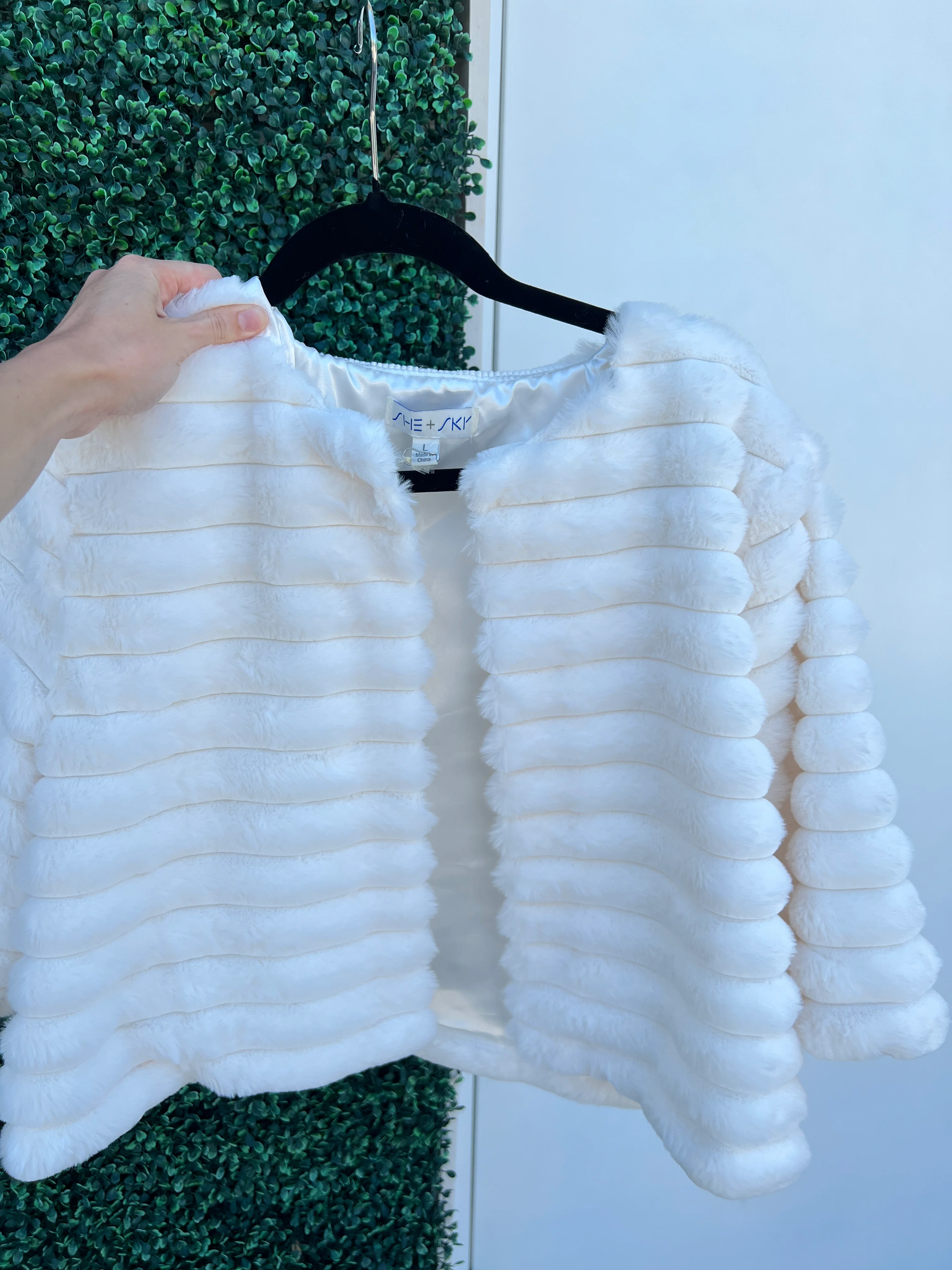 Faux Fur Short Bolero Jacket - Image 7