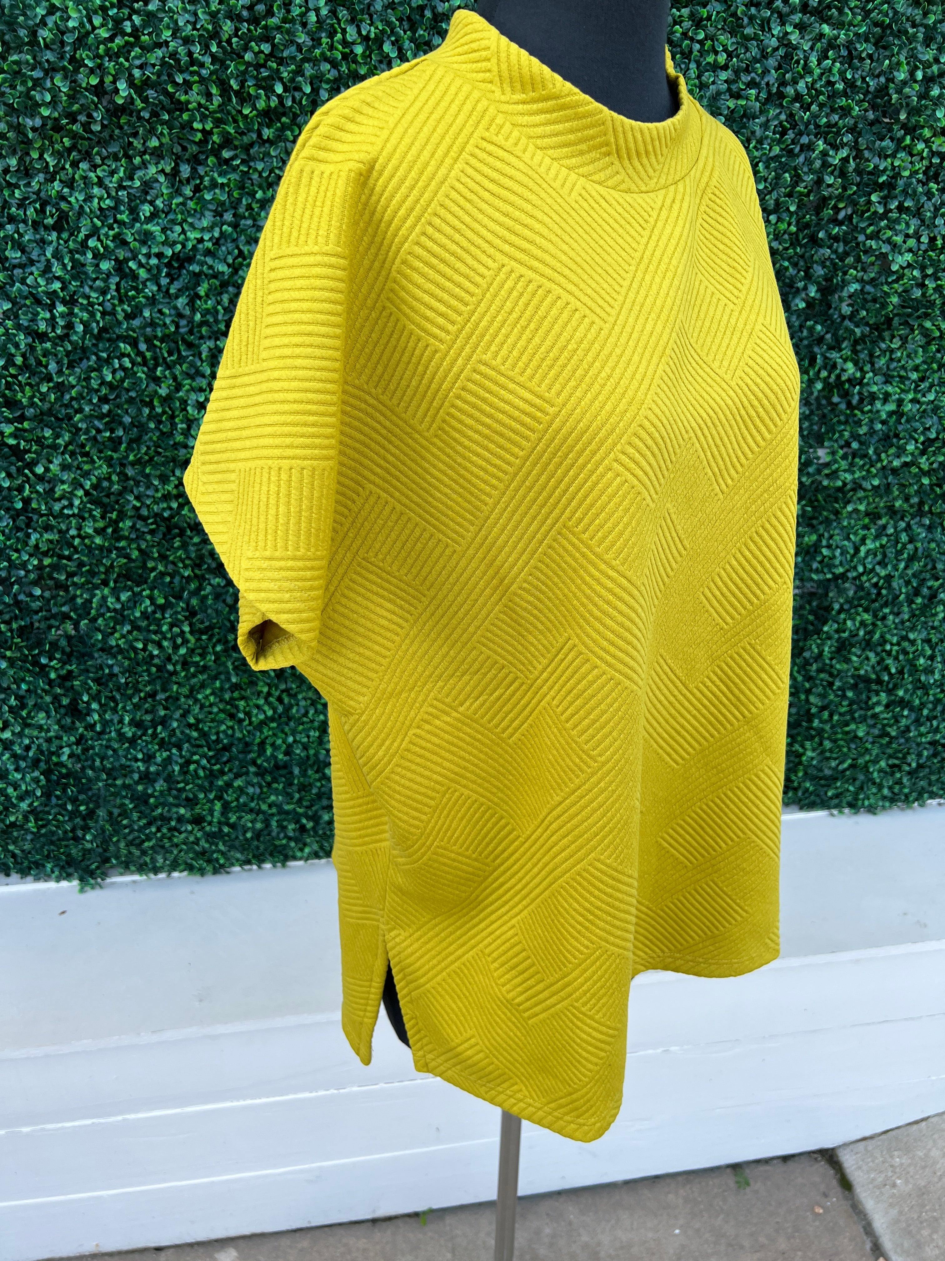 Athleisure Chic Shirt - Image 7