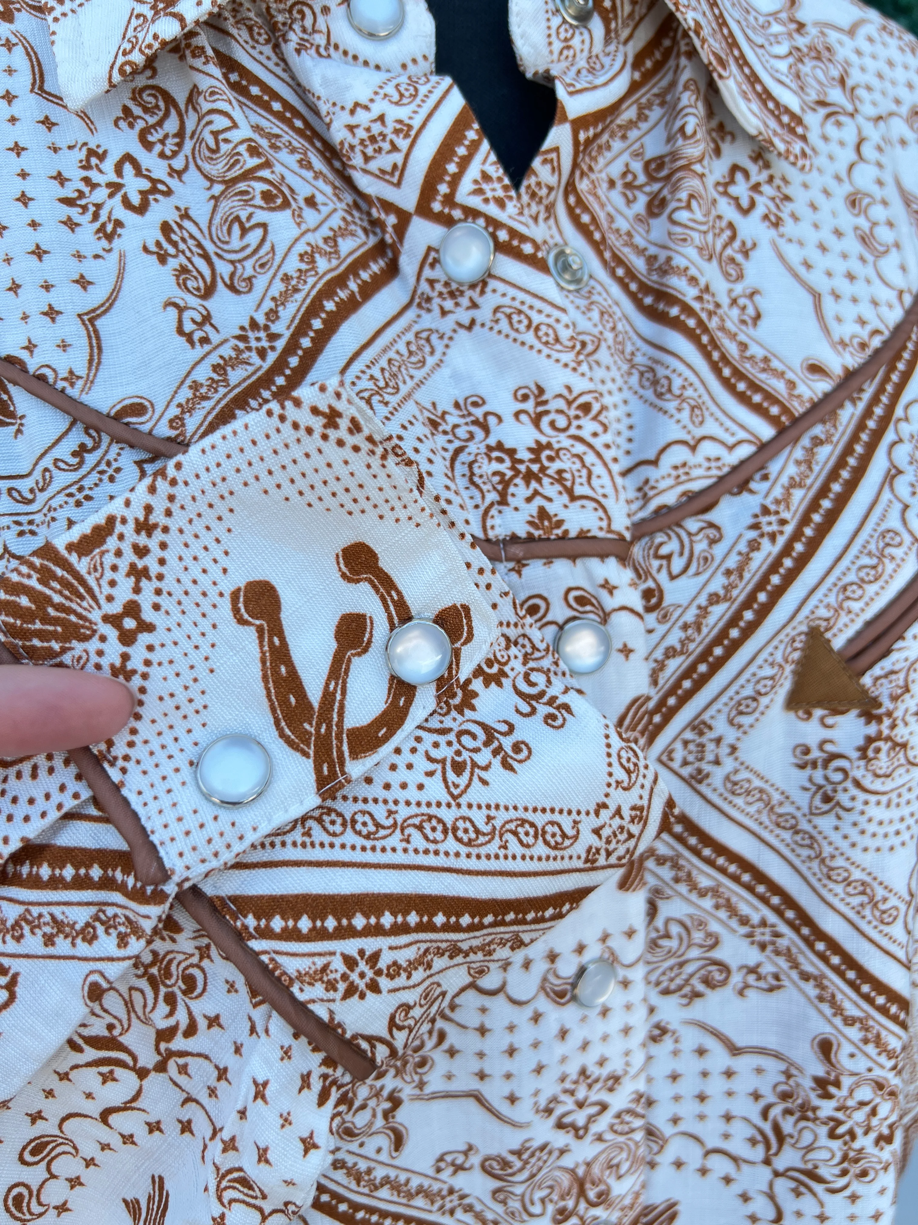 Pearl Snap Western Shirt - Image 5
