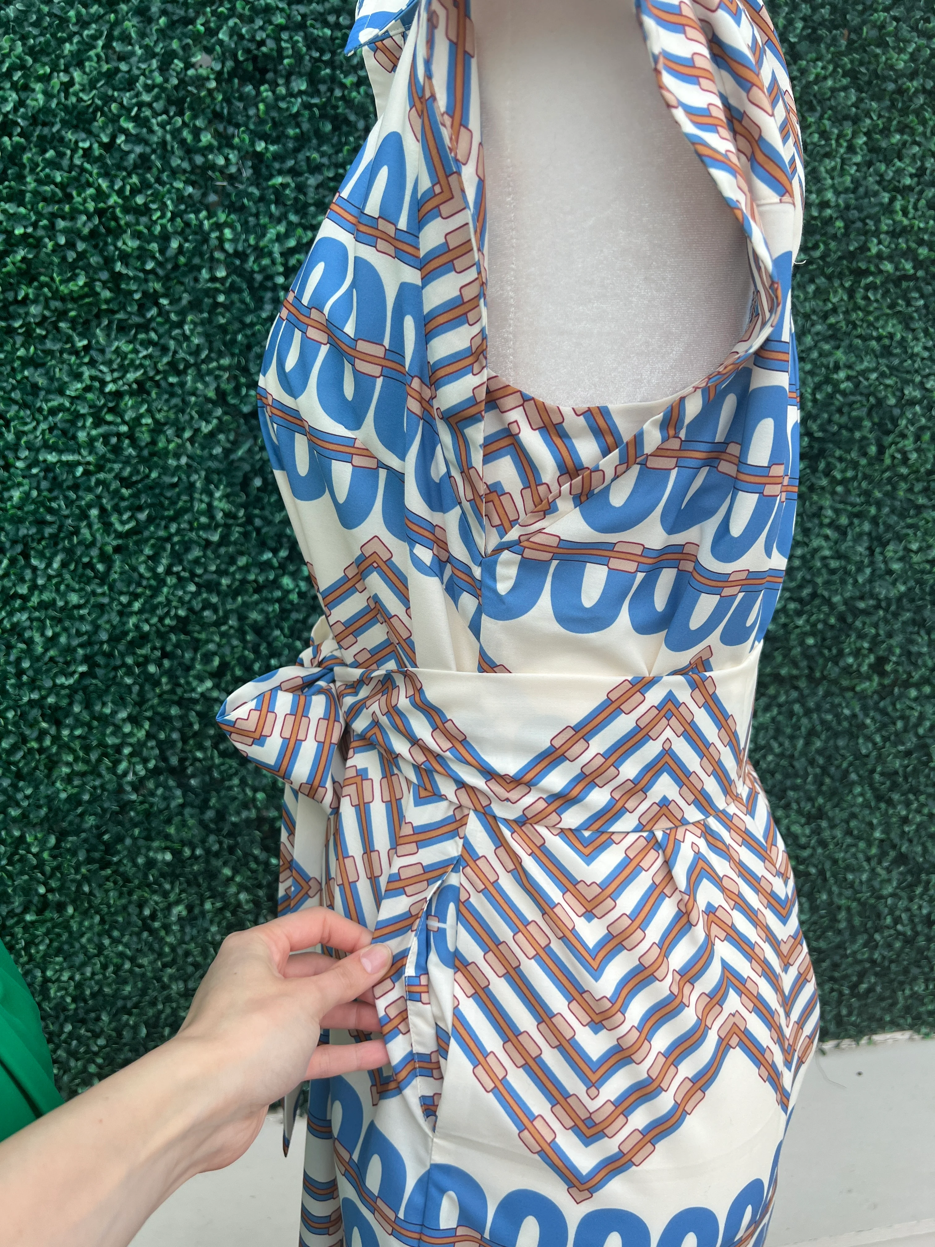 Cap Sleeve Button Down Midi Dress - Image 5