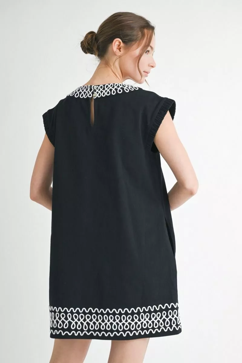 Looping Ribbon Applique Sheath Dress - Image 4