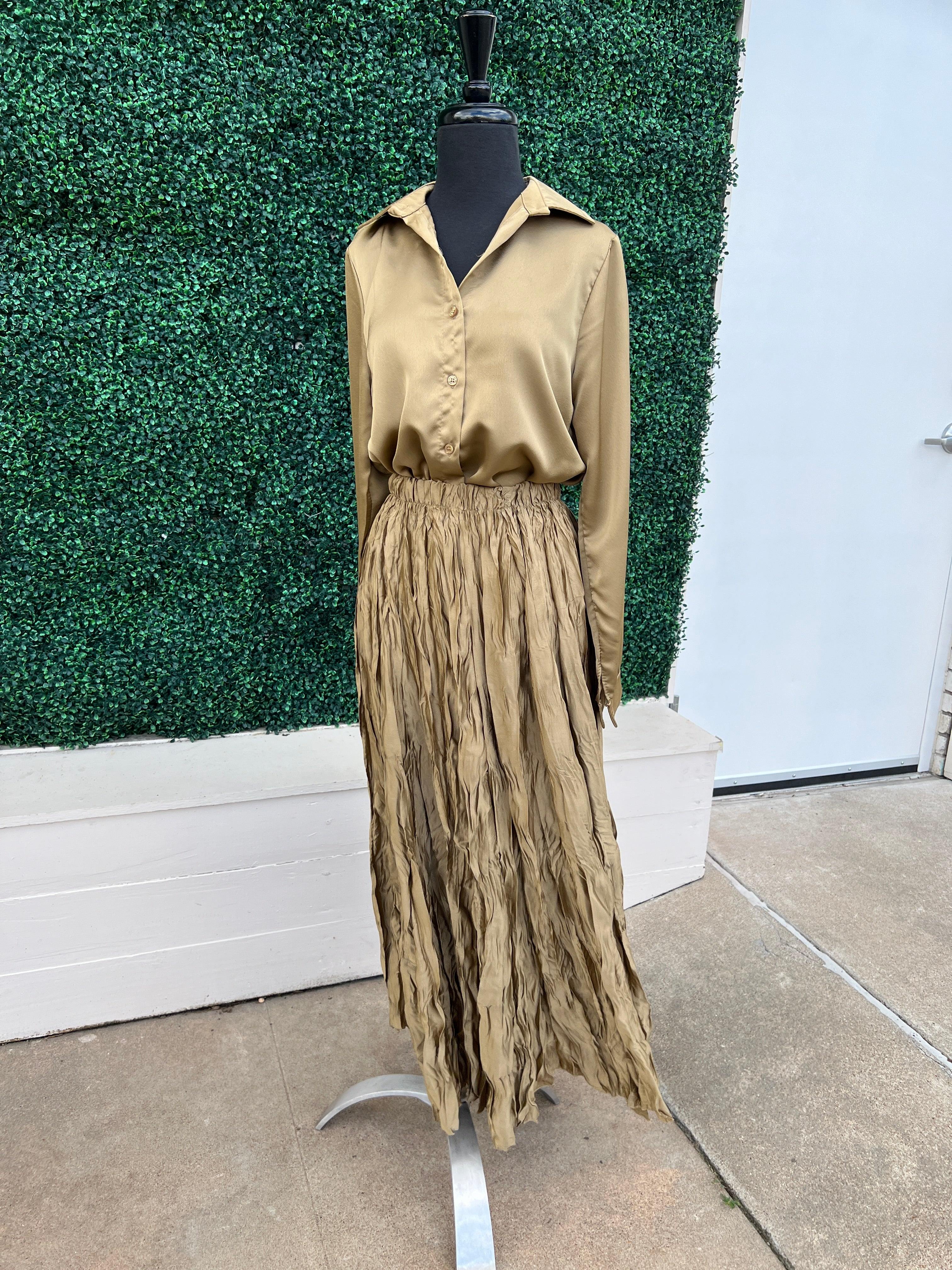 Gold Crinkle Maxi Skirt - Image 5