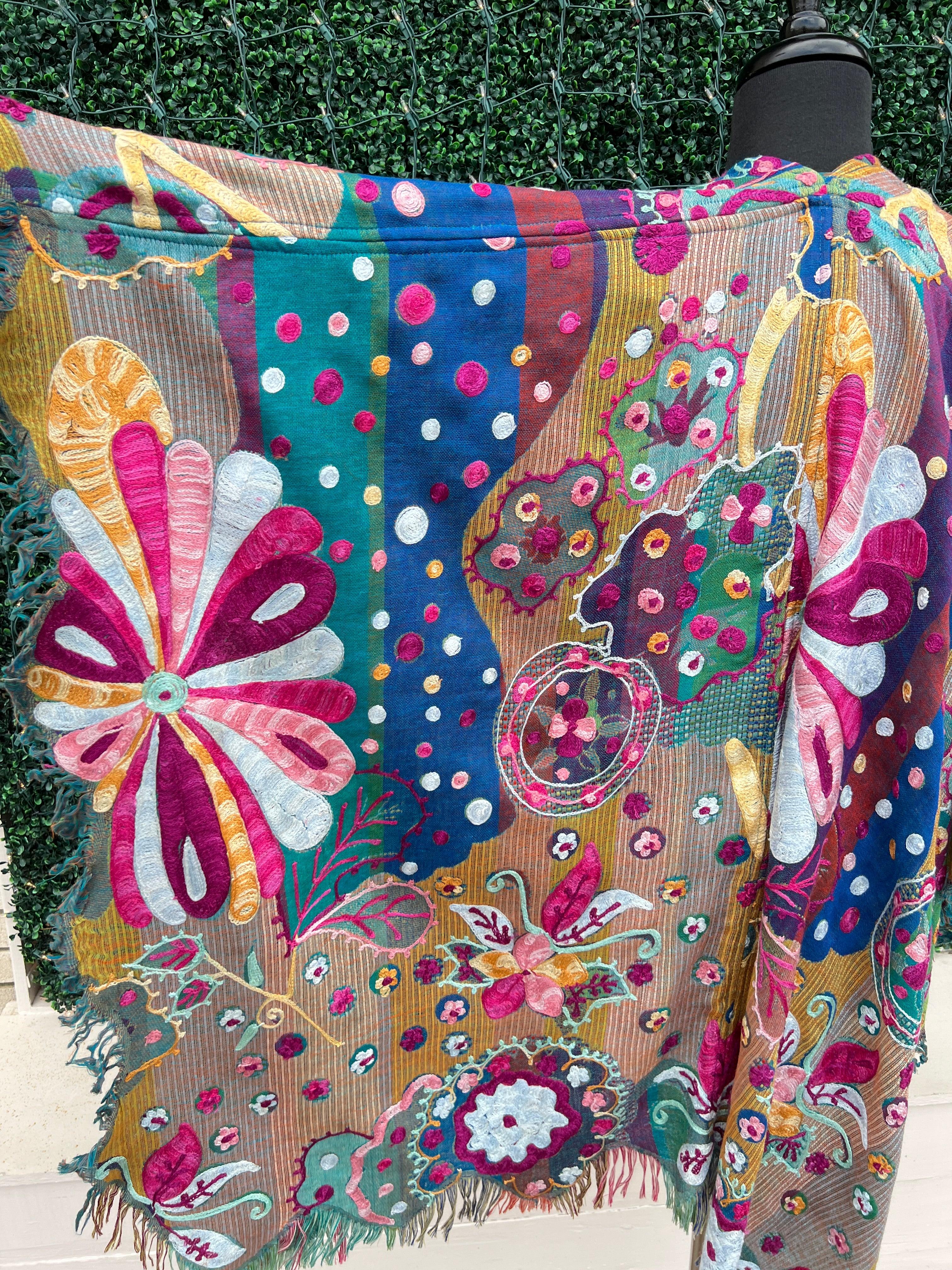 Embroidered Ruana Santa Fe - Image 4
