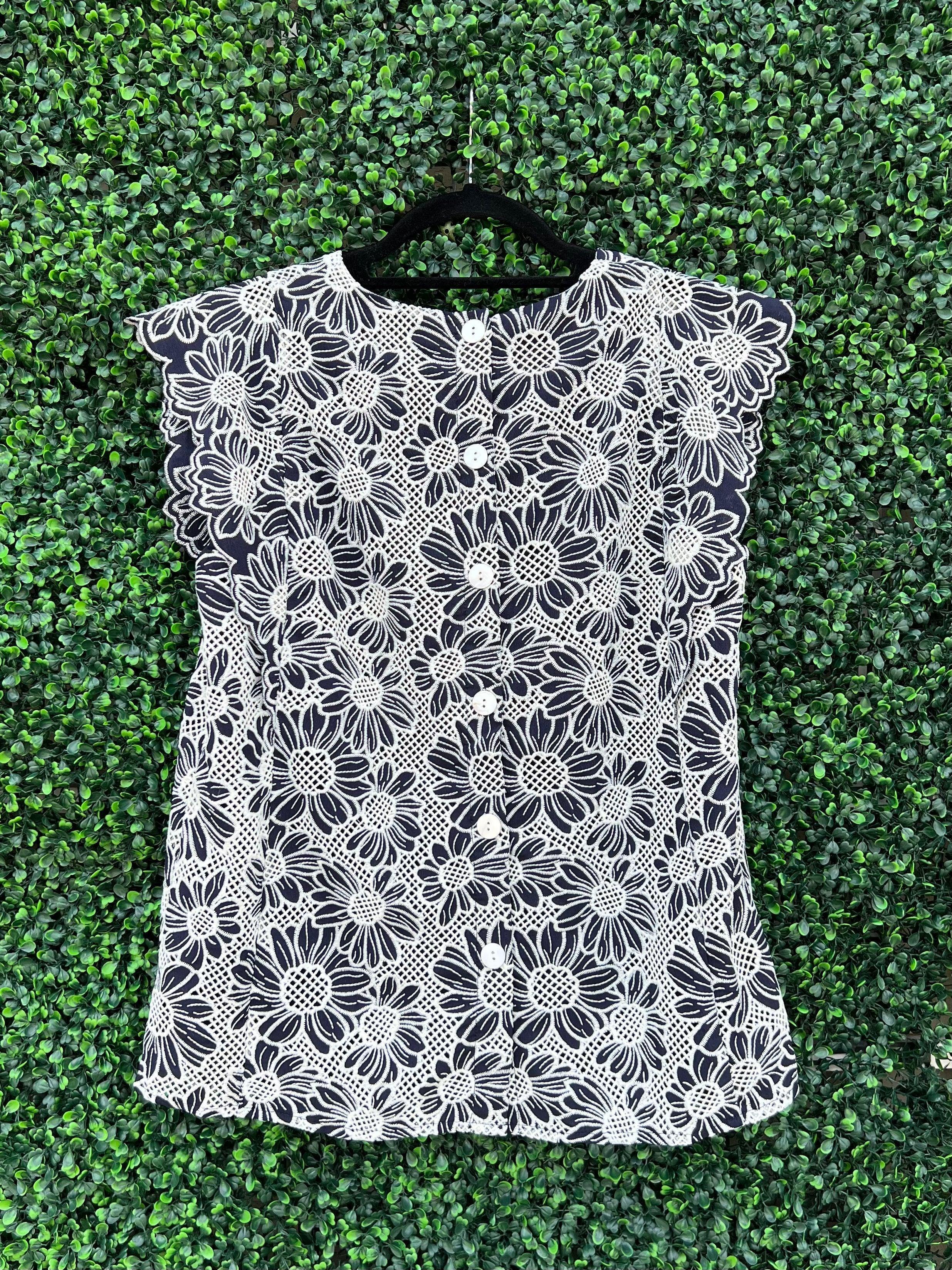 Floral Lace Blouse - Image 3