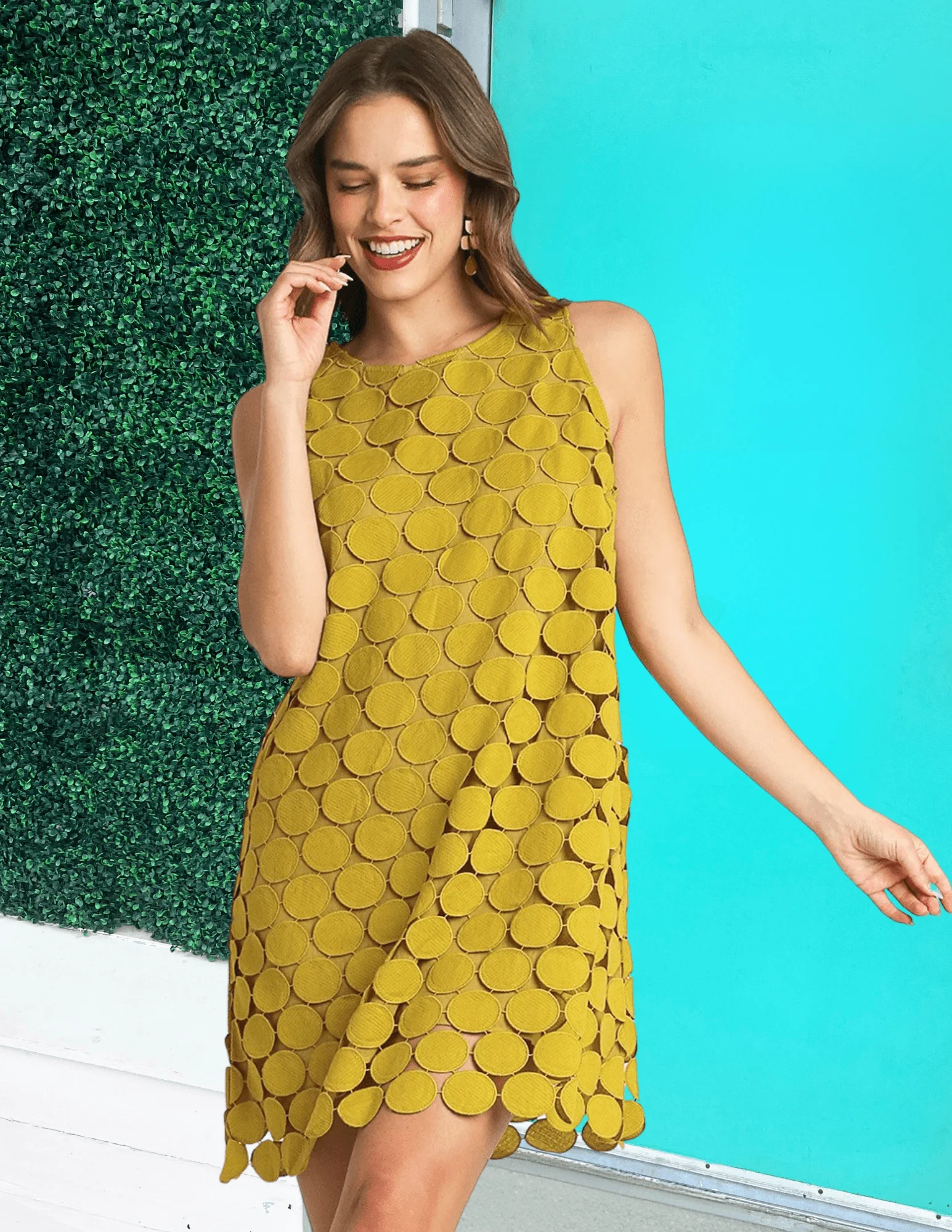 Yoyo Lace Sheath Dress - Image 3