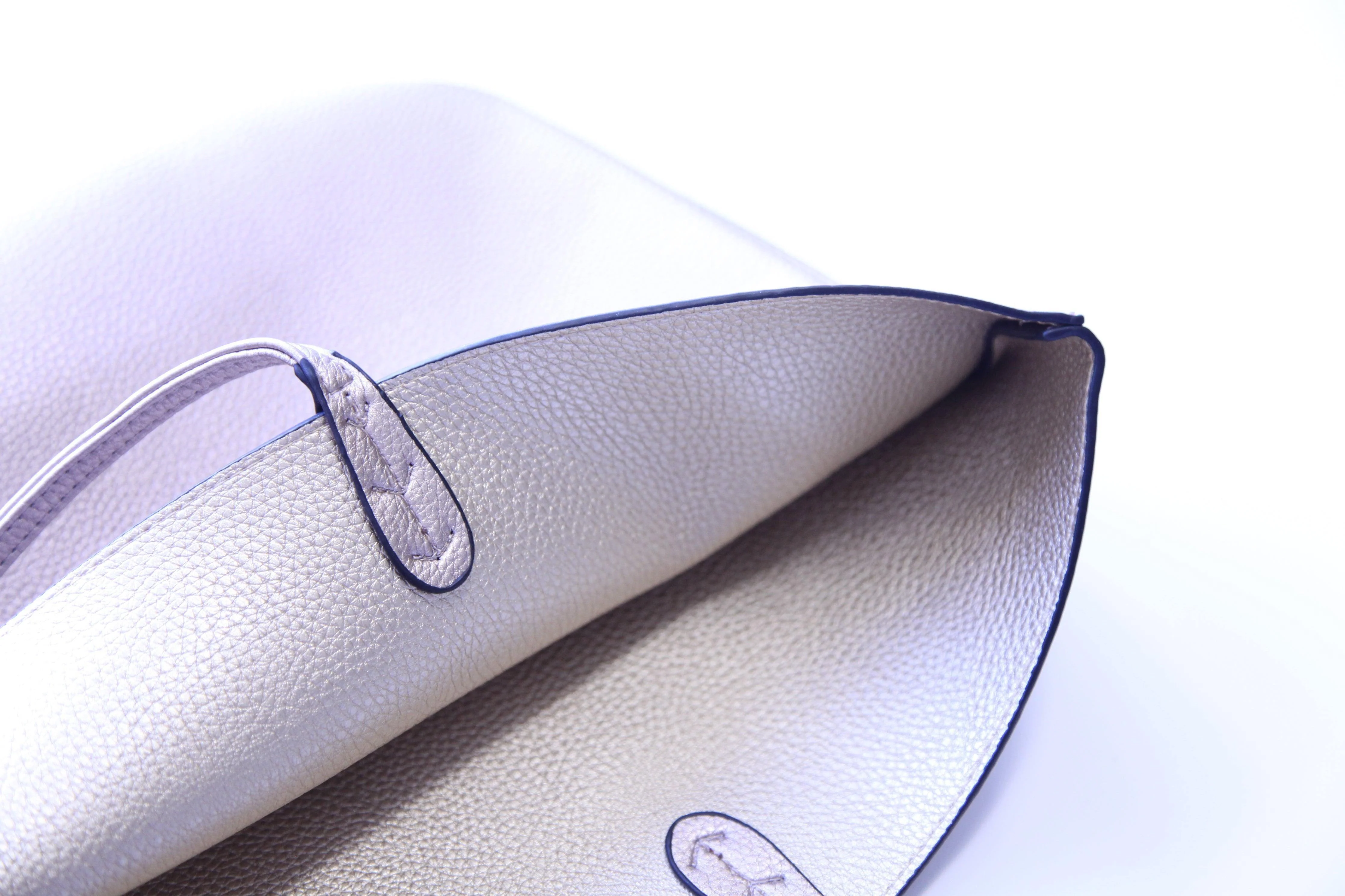 Large Reversible Tote - Image 11