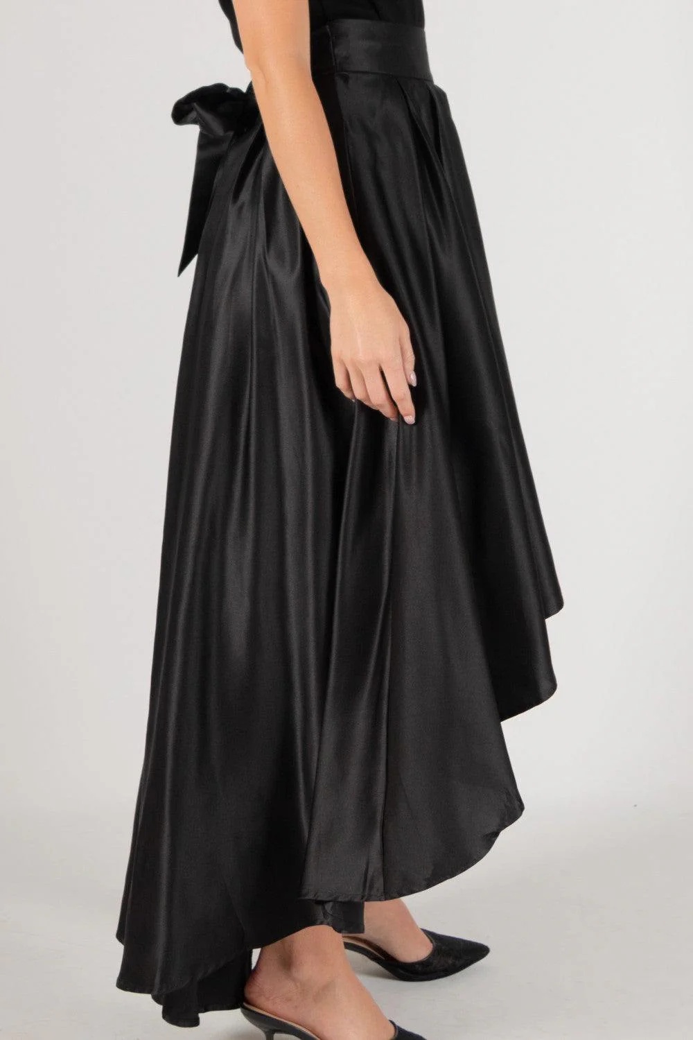 Structured High Low Satin Skirt - Image 4
