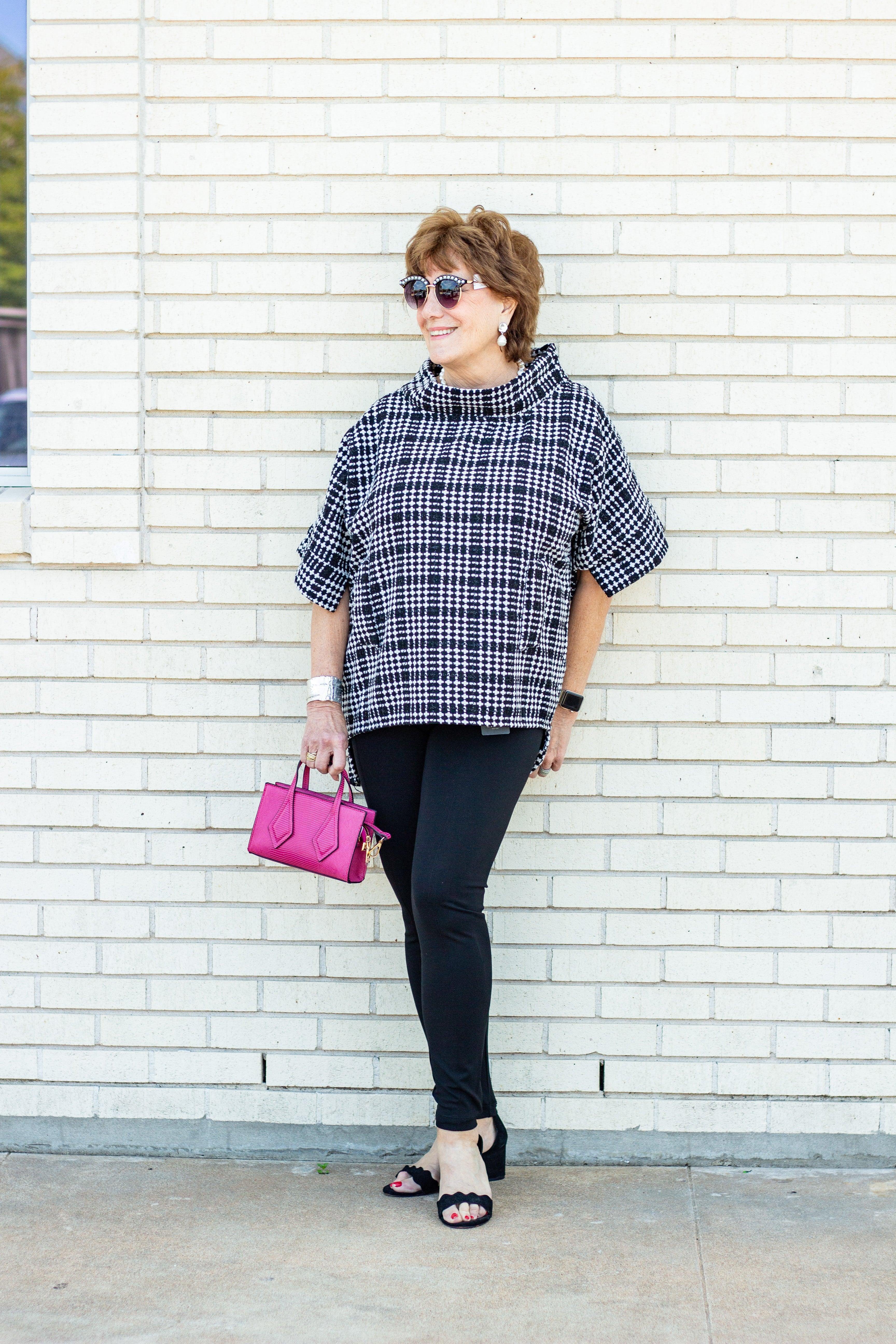 Jackie O Black and White Top - Image 2